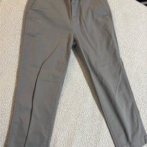 GAP Downtown Khaki - Grey